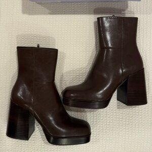 STEVE MADDEN - MADDEN GIRL Dark Brown Platform Bootie, New, Size 8.5
